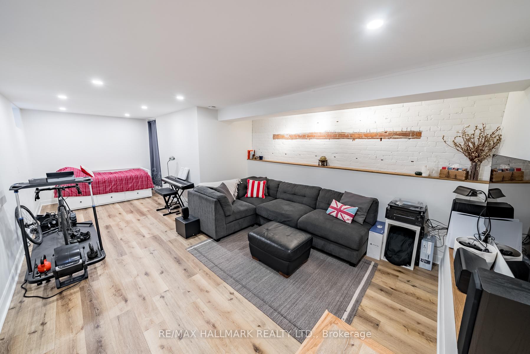 Photo 24 of 136 Monarch Park Avenue, Toronto, Danforth — HOMEH
