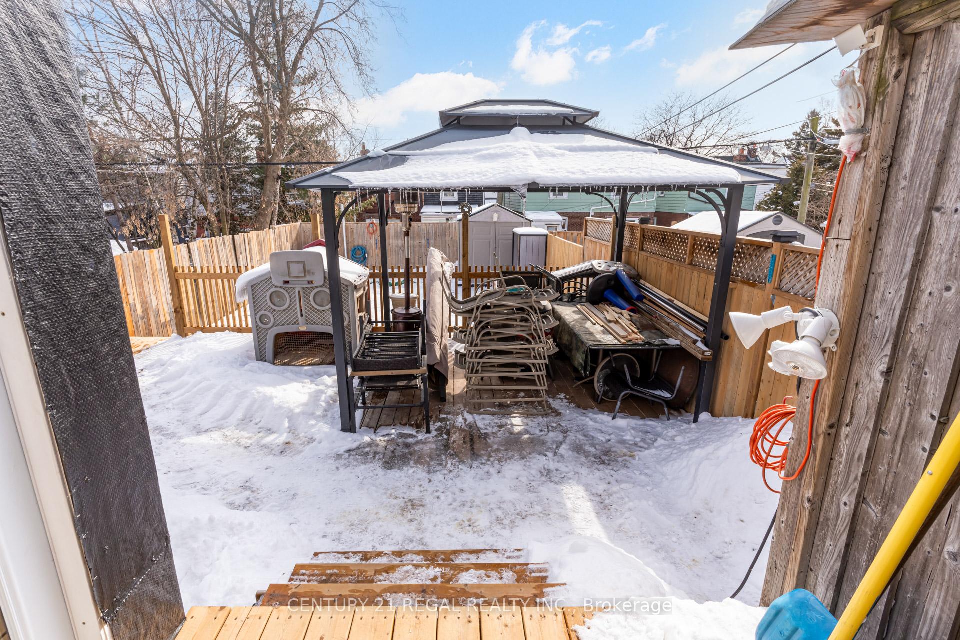 Photo 36 of 527 Sammon Avenue, Toronto, Danforth Village-East York — HOMEH
