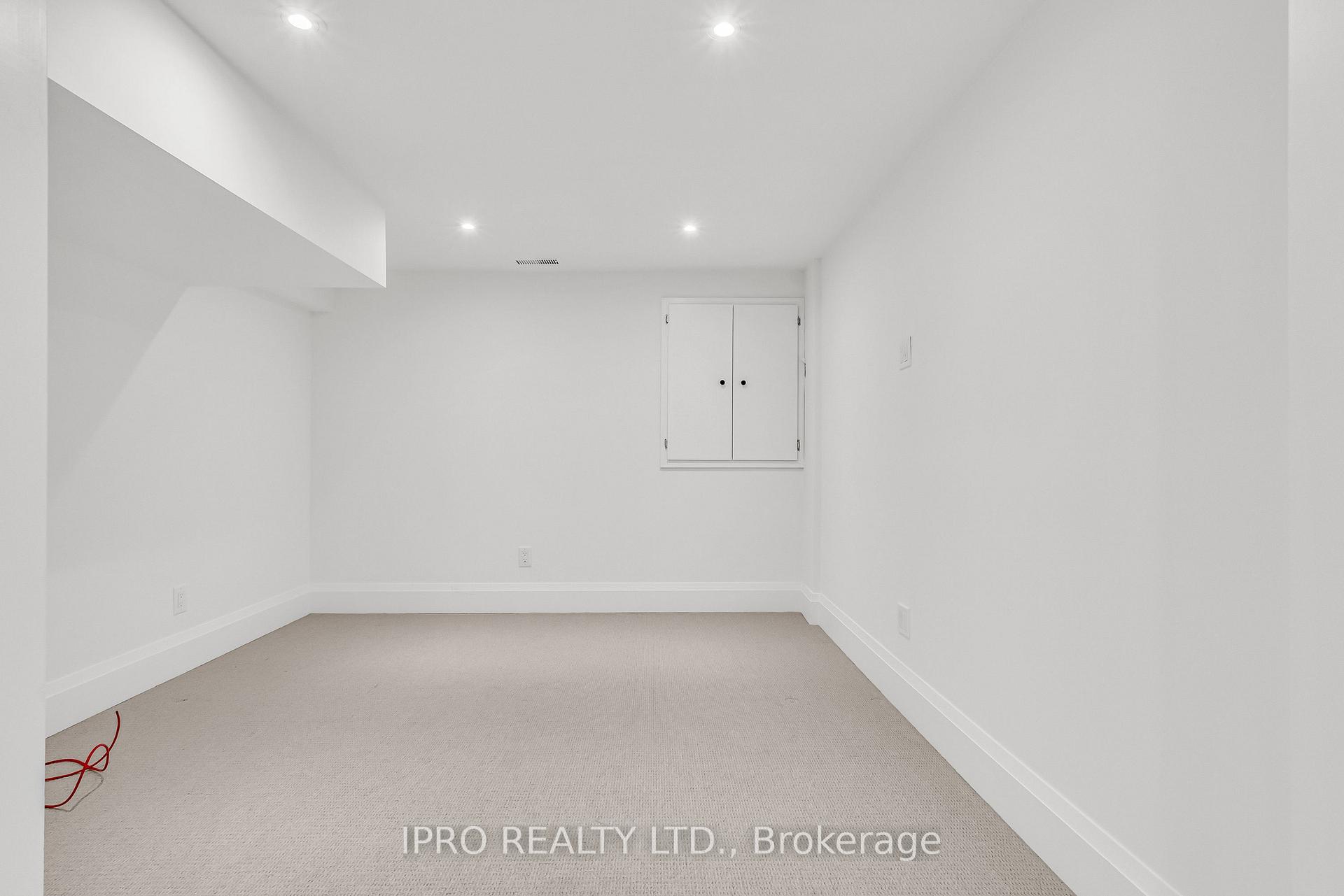 Photo 25 of 323 Mortimer Avenue, Toronto, Danforth Village-East York — HOMEH