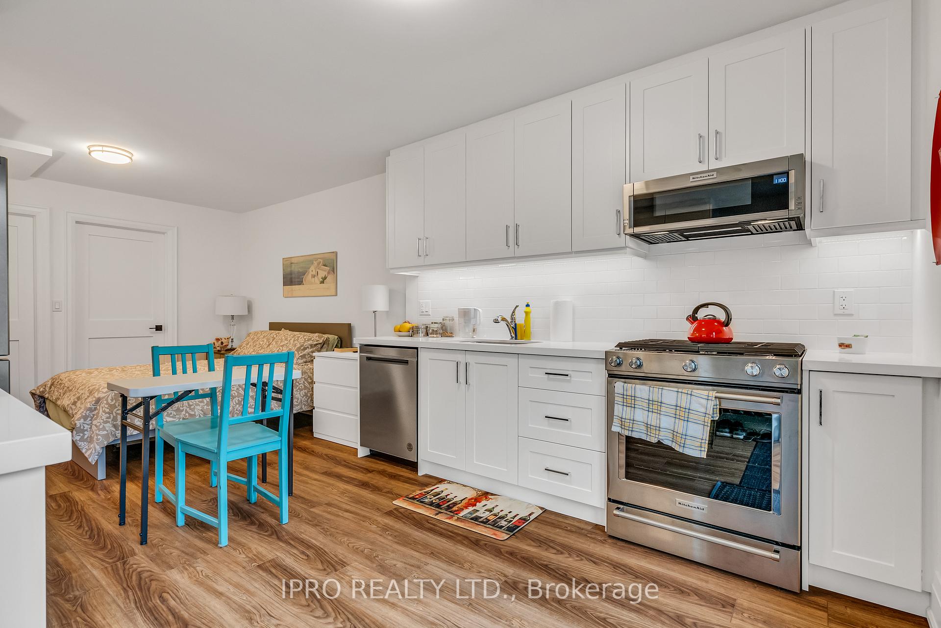 Photo 29 of 323 Mortimer Avenue, Toronto, Danforth Village-East York — HOMEH