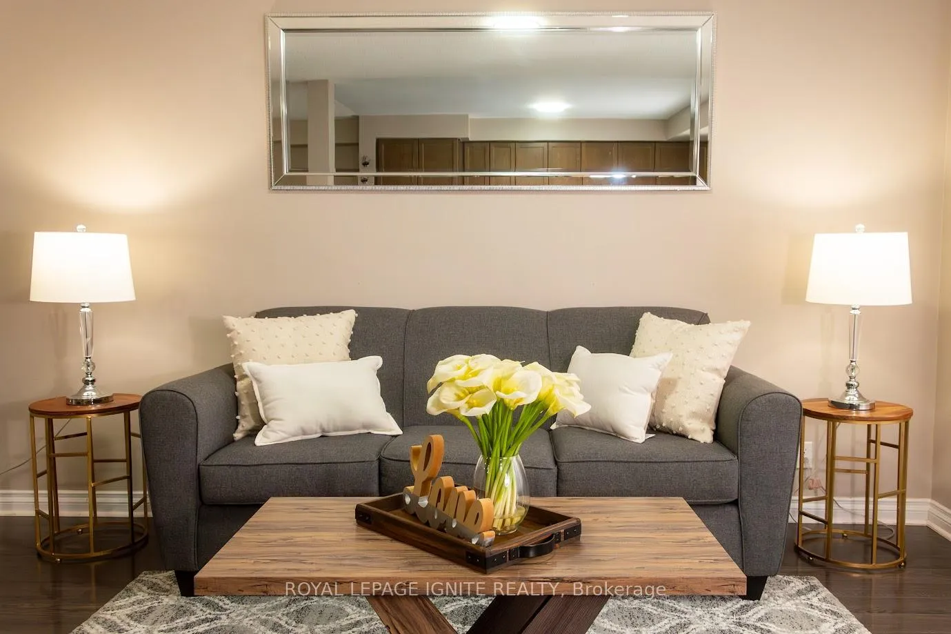Photo 4 of 47 Tabaret Crescent, Oshawa, Windfields — HOMEH