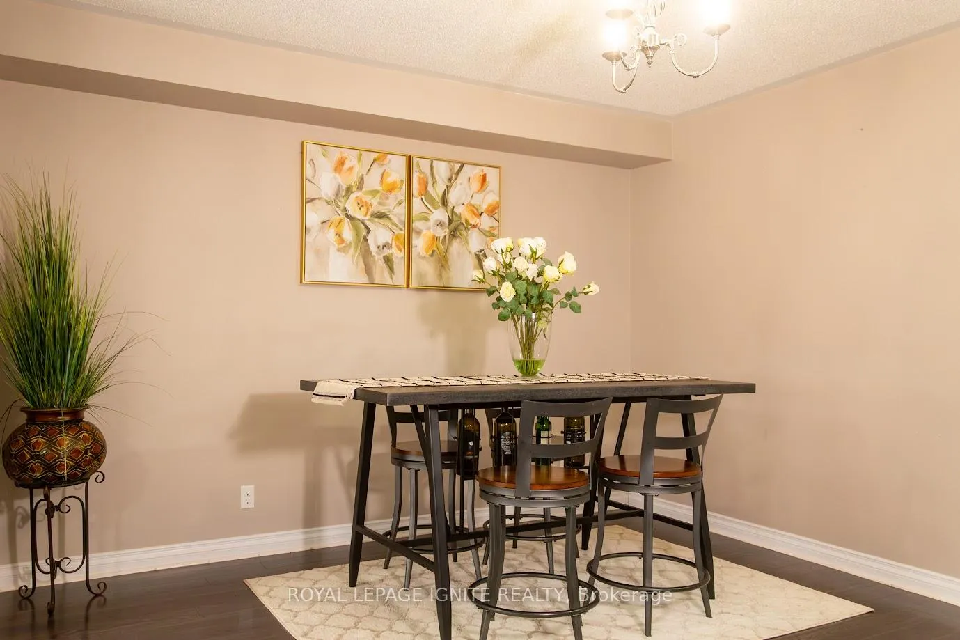 Photo 6 of 47 Tabaret Crescent, Oshawa, Windfields — HOMEH