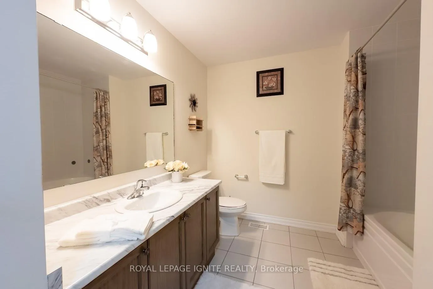 Photo 26 of 47 Tabaret Crescent, Oshawa, Windfields — HOMEH