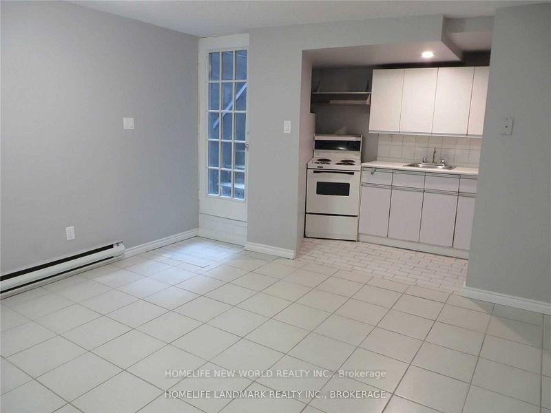 Photo 5 of Unit #3, 676 Bathurst Street, Toronto, Palmerston-Little Italy — HOMEH