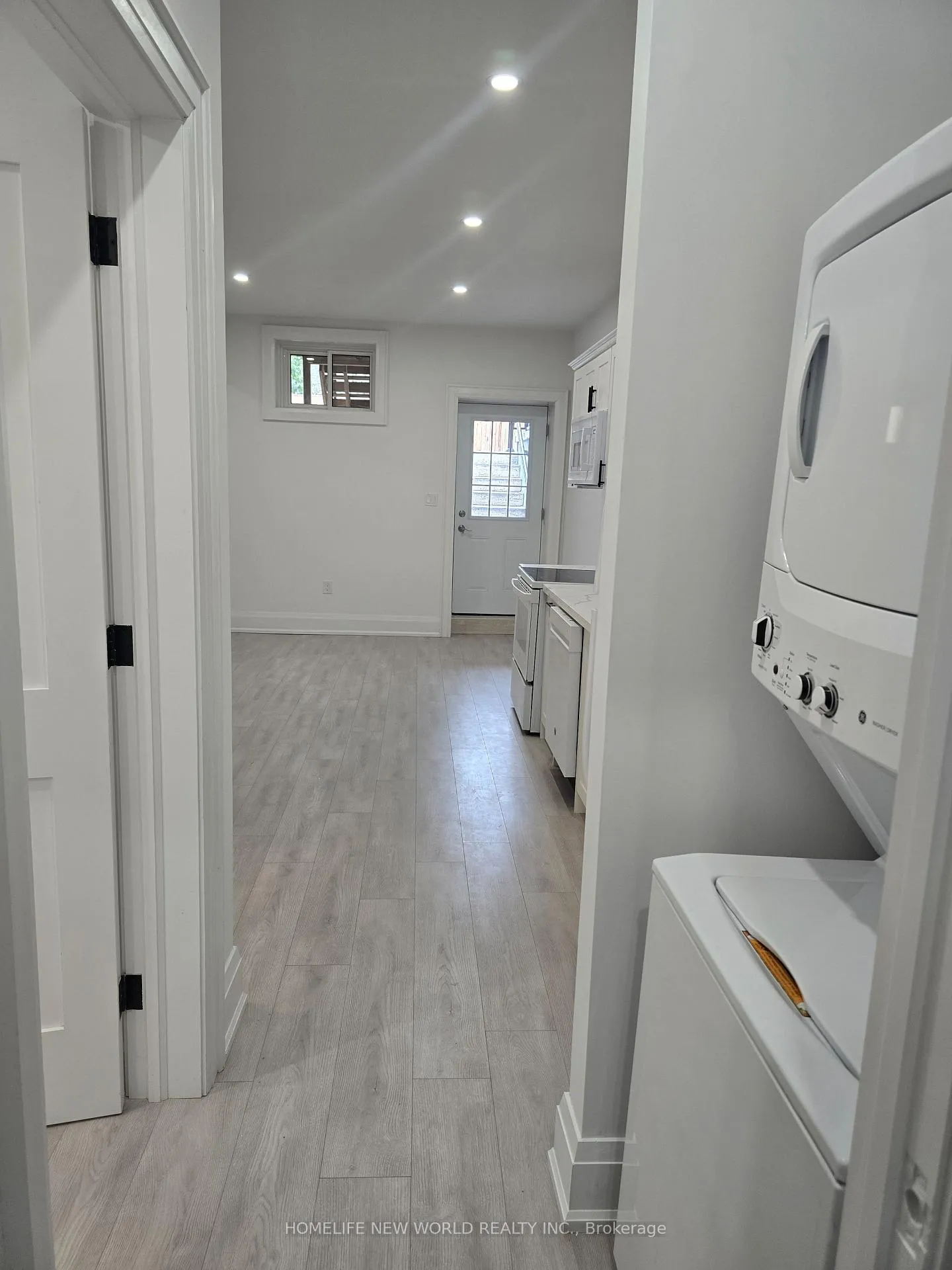 Photo 2 of Unit Basement, 195 Danforth Road, Scarborough, Oakridge — HOMEH