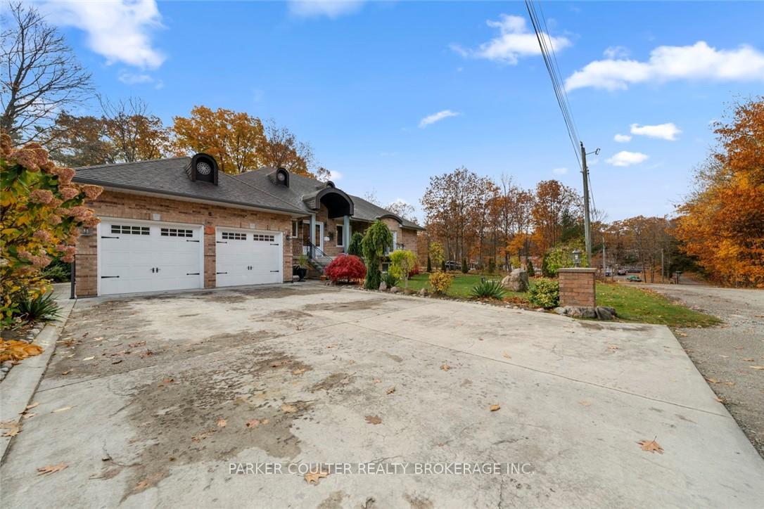 Photo 4 of 7 Sherwood Crescent, Tiny, Rural Tiny — HOMEH
