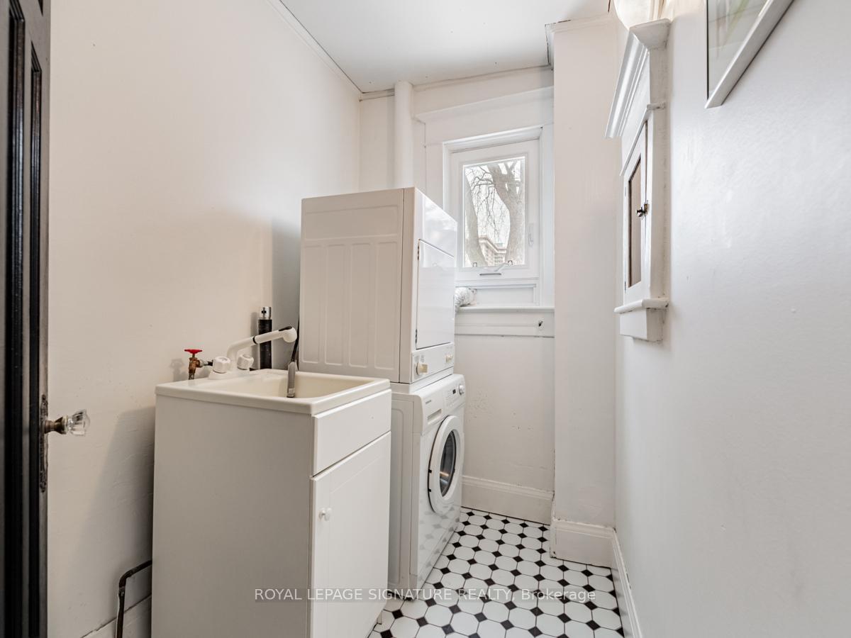 Photo 24 of 41 Thyra Avenue, Toronto, Crescent Town — HOMEH