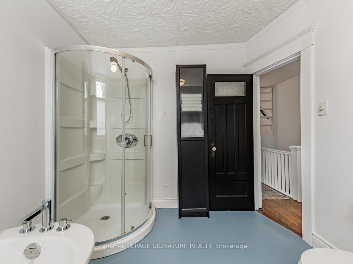 Photo 29 of 41 Thyra Avenue, Toronto, Crescent Town — HOMEH