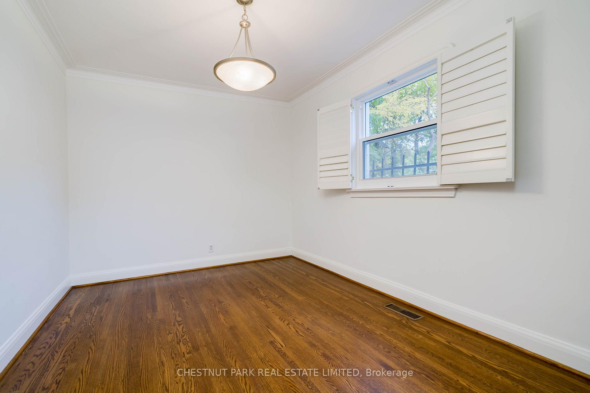 Photo 7 of 93 Boulton Drive, Toronto, Casa Loma — HOMEH