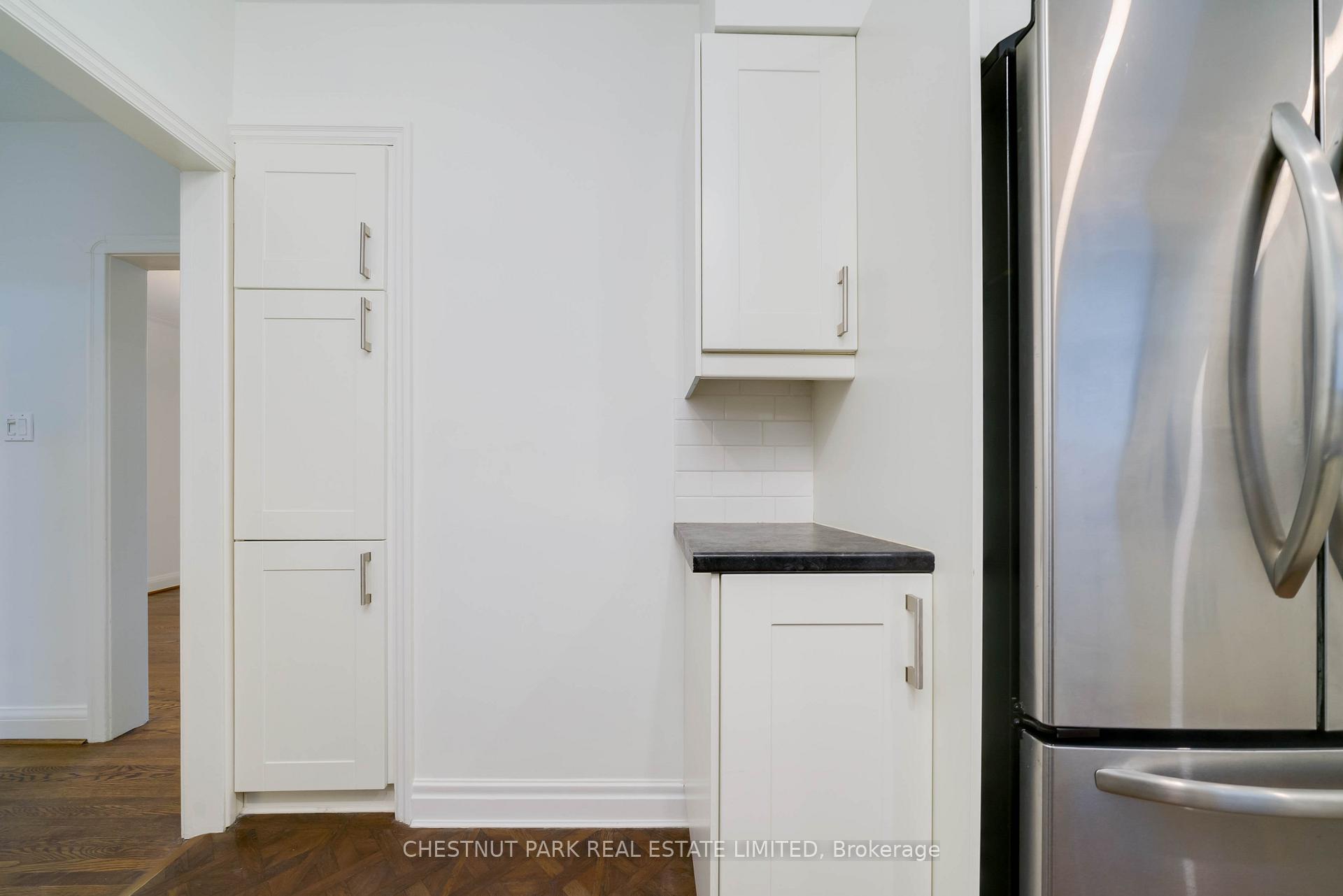 Photo 10 of 93 Boulton Drive, Toronto, Casa Loma — HOMEH