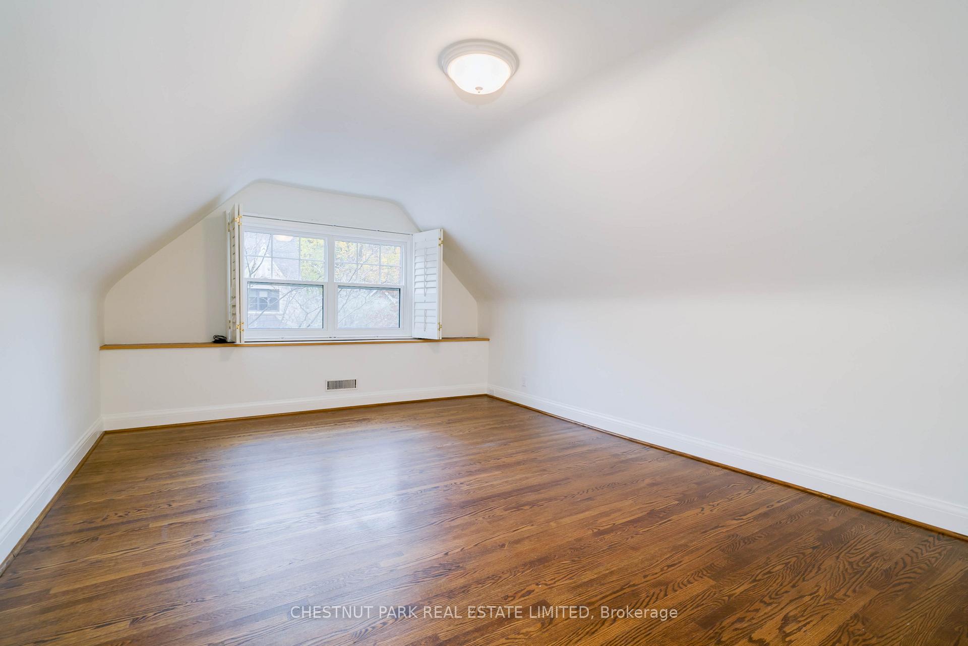 Photo 18 of 93 Boulton Drive, Toronto, Casa Loma — HOMEH