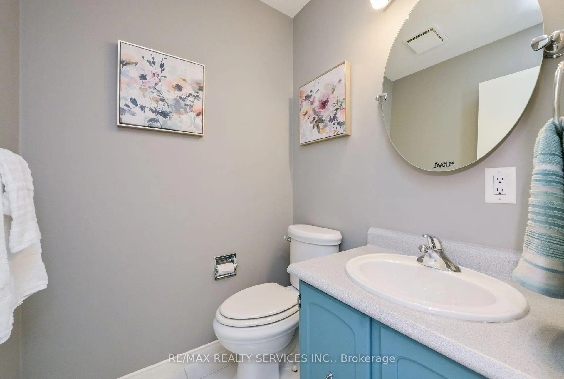 Photo 12 of 8 Oleander Crescent, Brampton, Heart Lake East — HOMEH