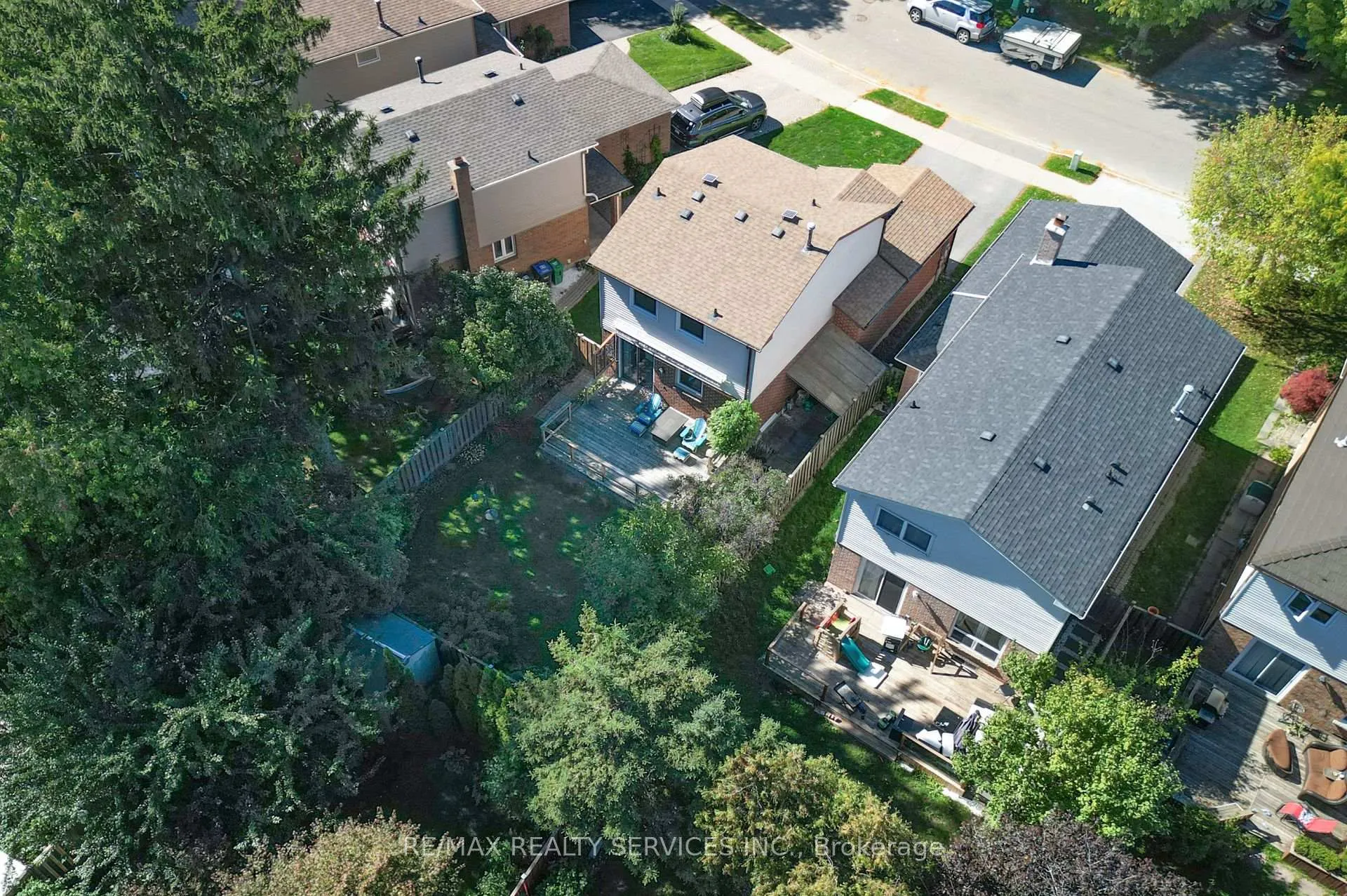 Photo 26 of 8 Oleander Crescent, Brampton, Heart Lake East — HOMEH