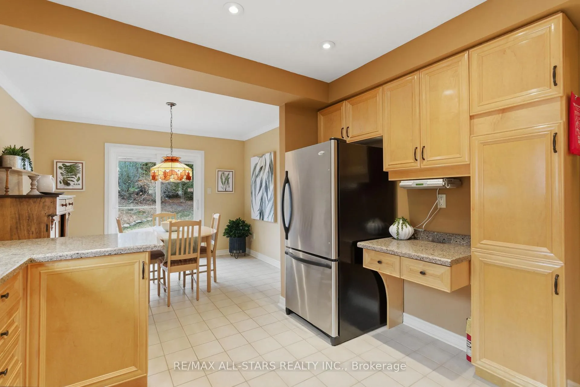 Photo 12 of 43 Enzo Crescent, Uxbridge — HOMEH