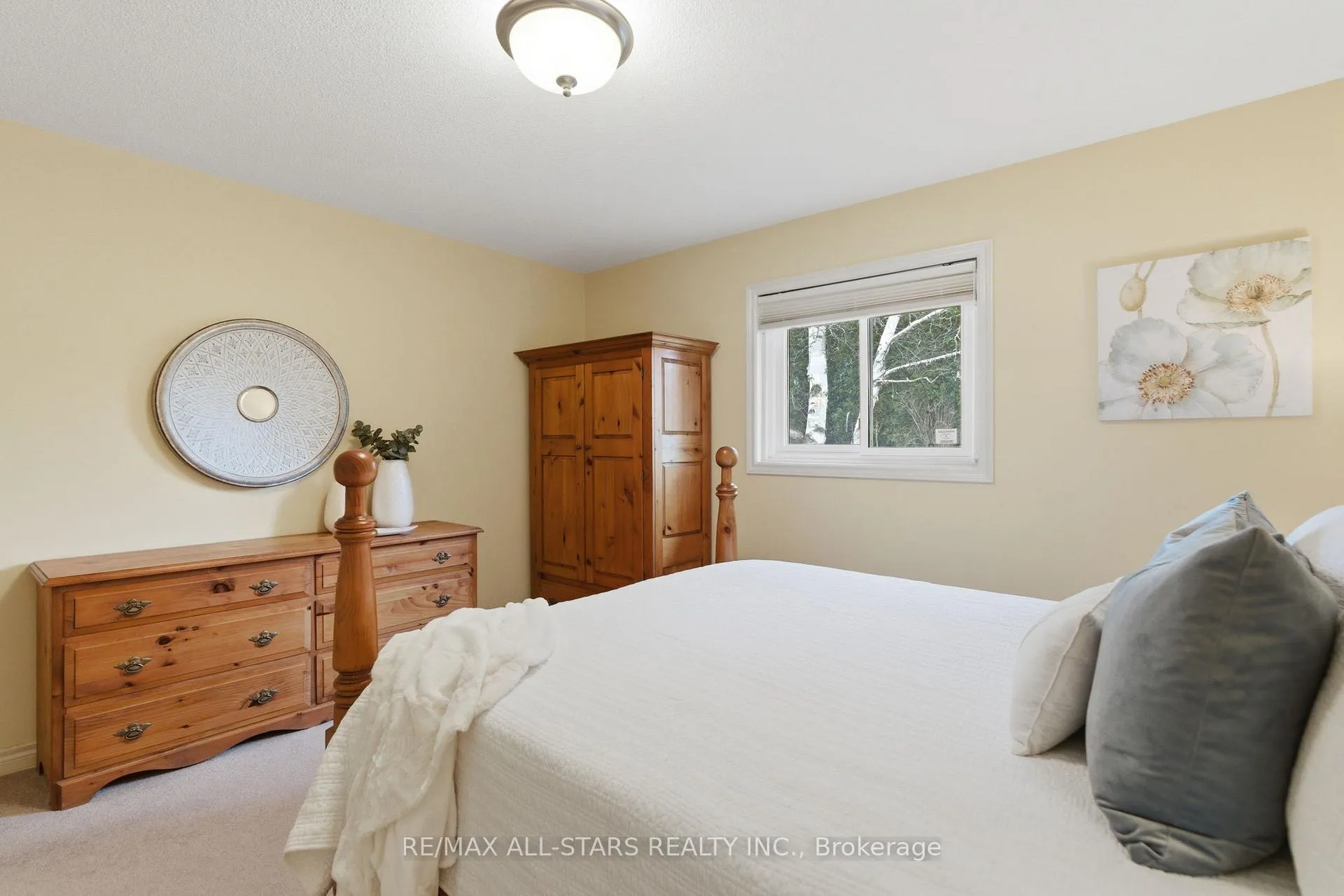 Photo 22 of 43 Enzo Crescent, Uxbridge — HOMEH
