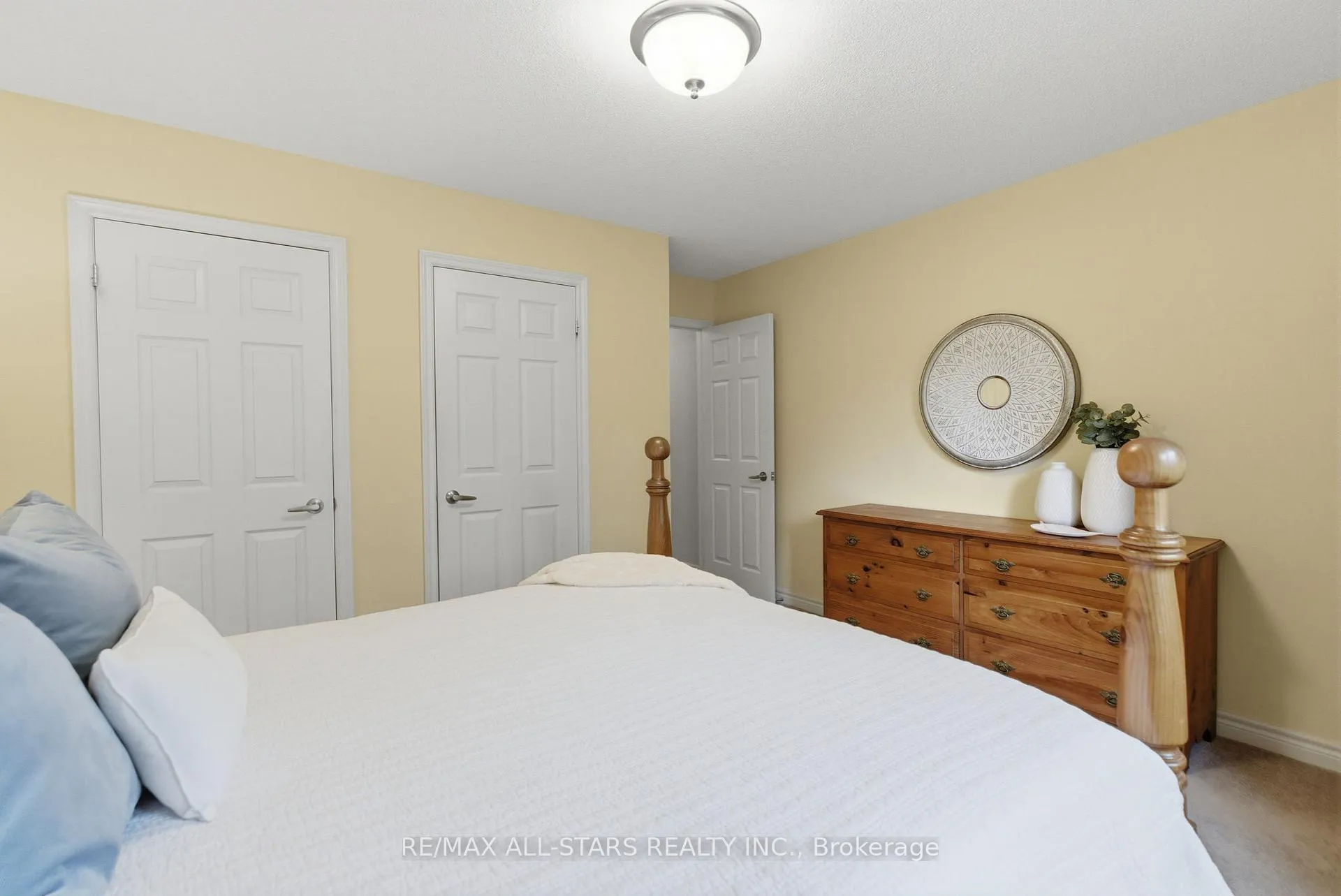 Photo 23 of 43 Enzo Crescent, Uxbridge — HOMEH