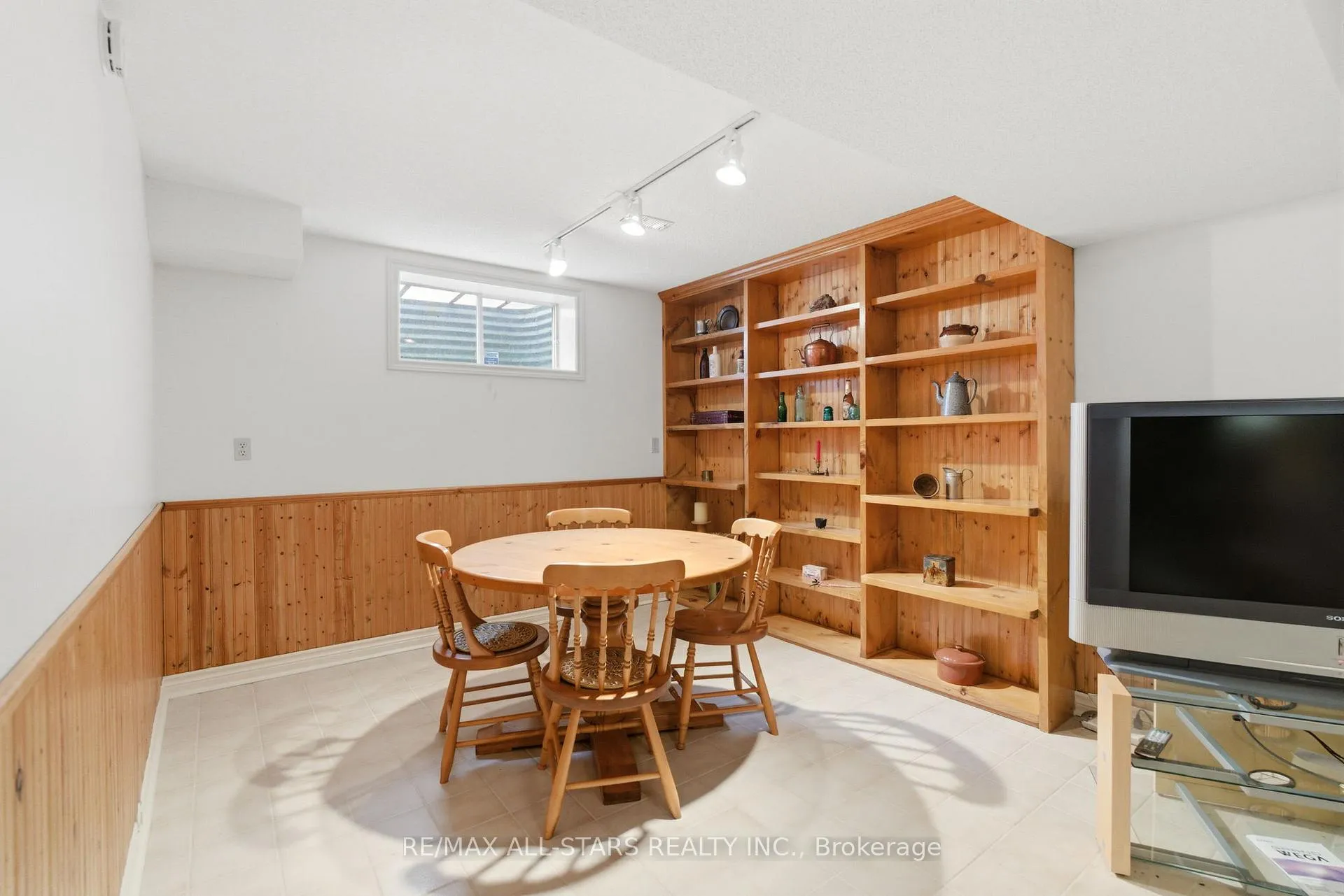 Photo 30 of 43 Enzo Crescent, Uxbridge — HOMEH