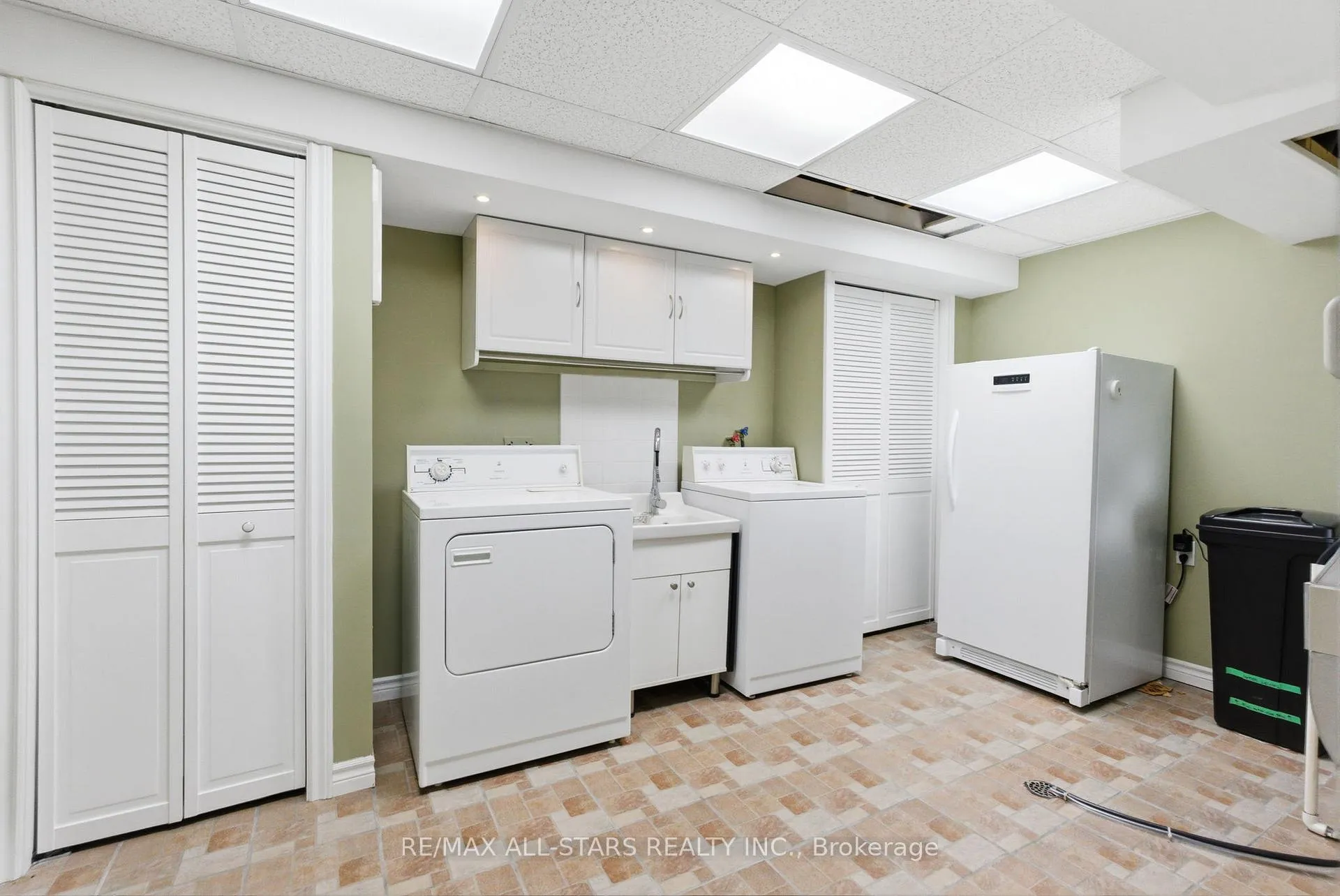 Photo 36 of 43 Enzo Crescent, Uxbridge — HOMEH