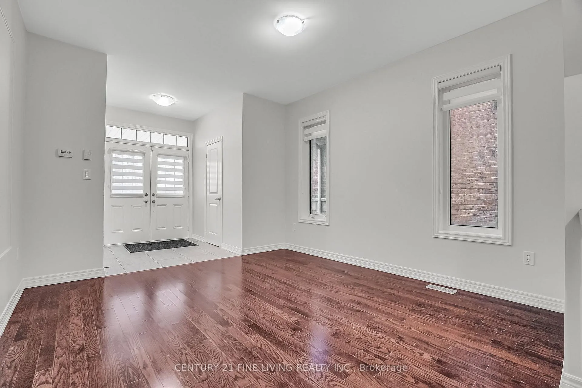 Photo 8 of 68 Killington Avenue, Vaughan, Kleinburg — HOMEH