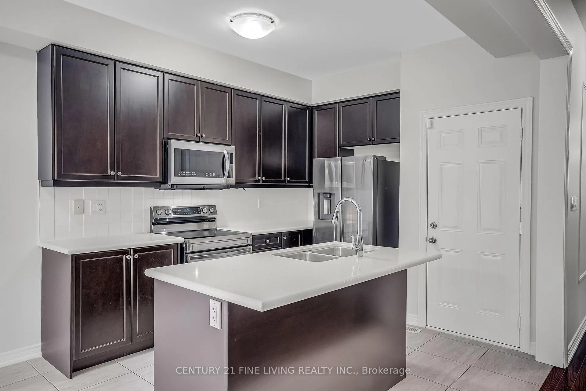 Photo 17 of 68 Killington Avenue, Vaughan, Kleinburg — HOMEH