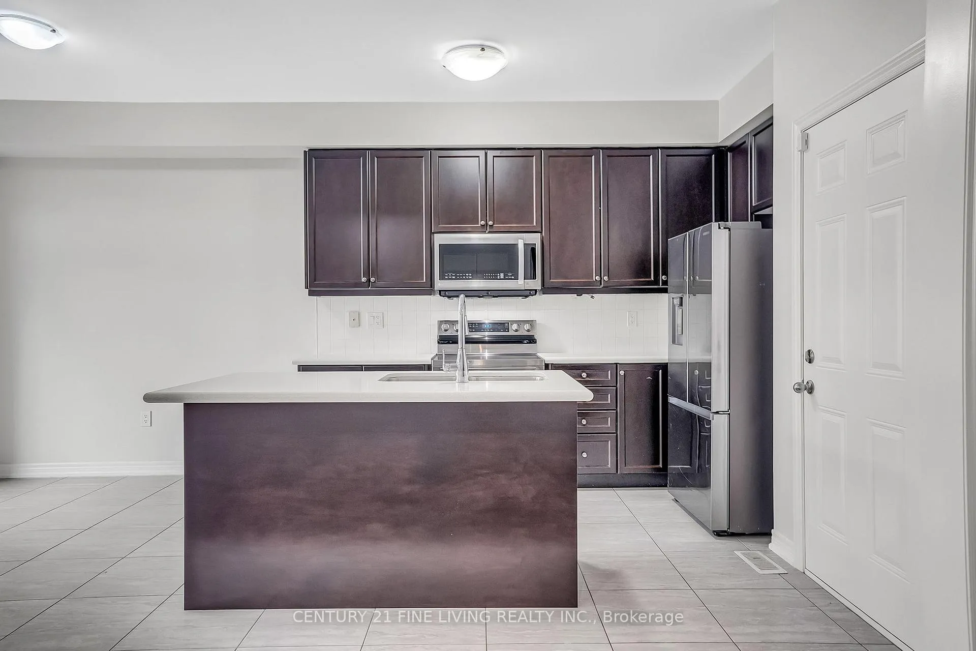Photo 18 of 68 Killington Avenue, Vaughan, Kleinburg — HOMEH
