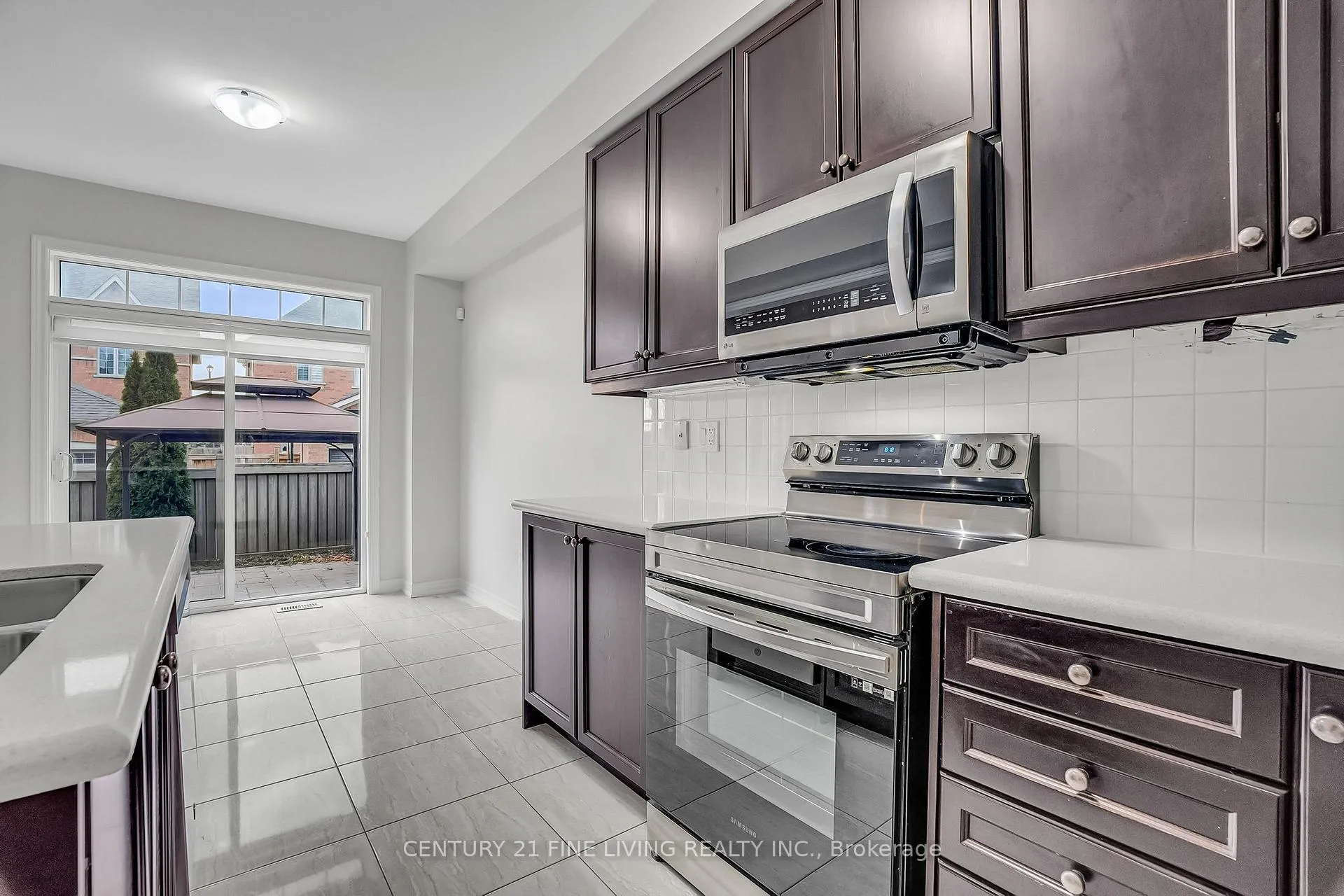 Photo 21 of 68 Killington Avenue, Vaughan, Kleinburg — HOMEH