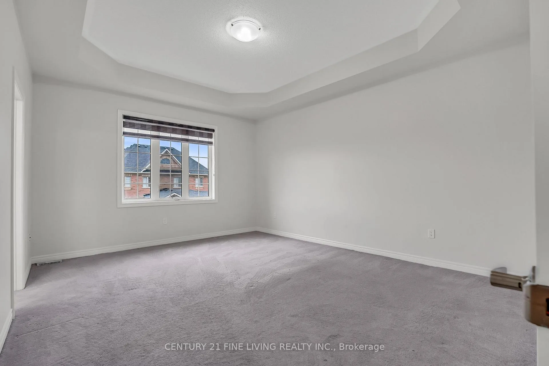 Photo 27 of 68 Killington Avenue, Vaughan, Kleinburg — HOMEH