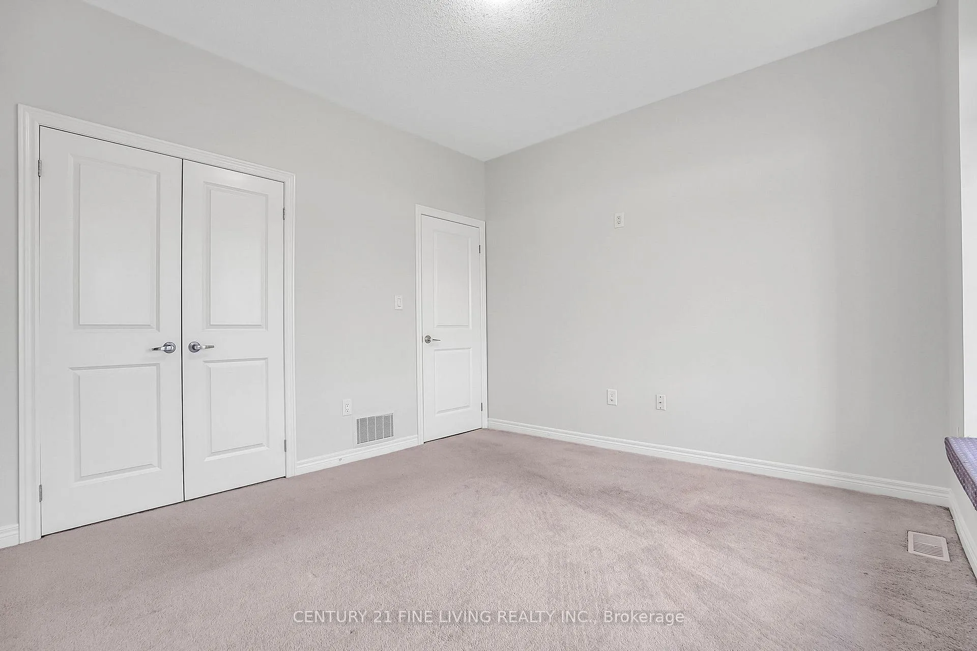 Photo 36 of 68 Killington Avenue, Vaughan, Kleinburg — HOMEH