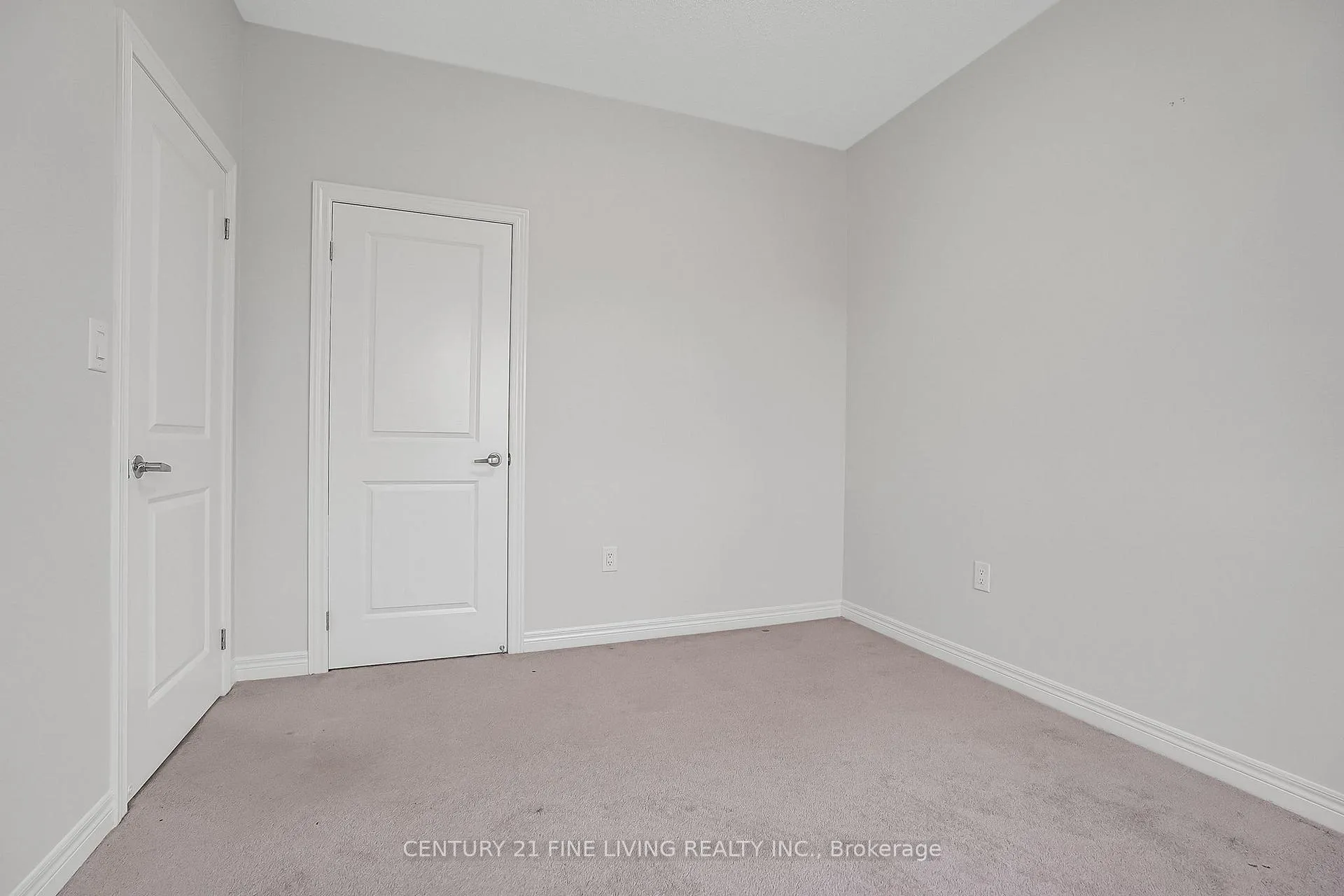 Photo 41 of 68 Killington Avenue, Vaughan, Kleinburg — HOMEH