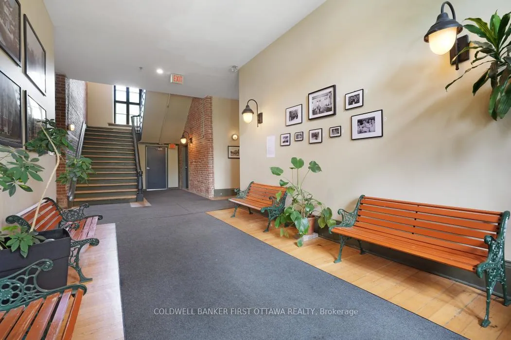 Photo 5 of Unit 405, 589 Rideau Street, Ottawa, Lower Town — HOMEH