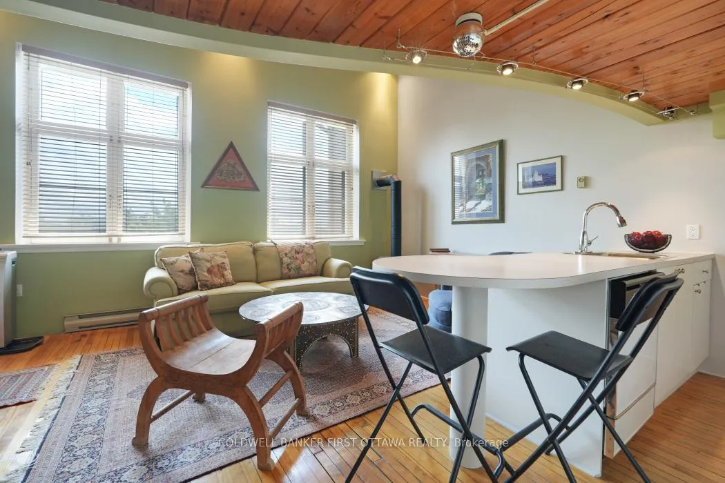 Photo 8 of Unit 405, 589 Rideau Street, Ottawa, Lower Town — HOMEH