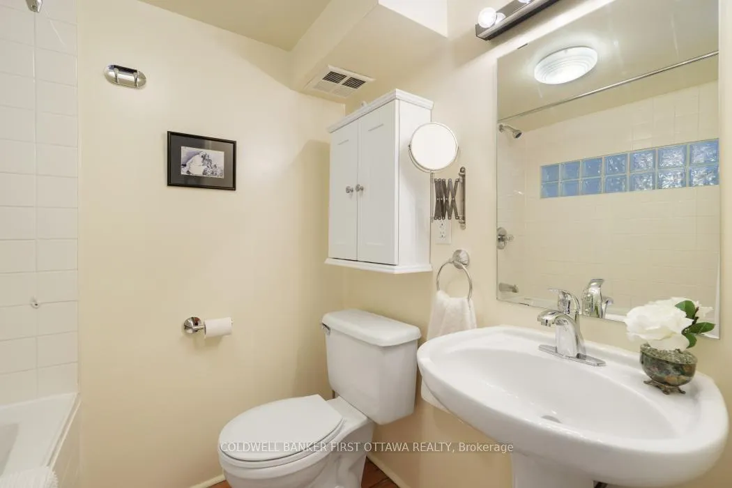 Photo 27 of Unit 405, 589 Rideau Street, Ottawa, Lower Town — HOMEH