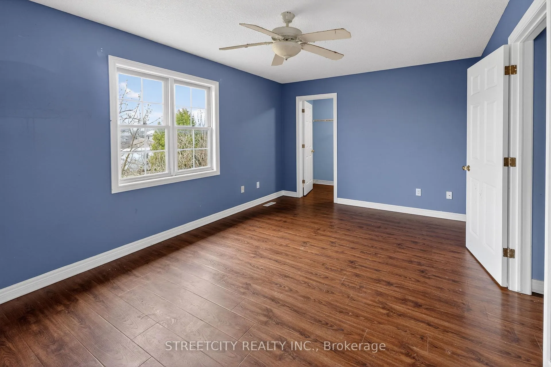 Photo 17 of 36 Glenview Court, St. Thomas — HOMEH