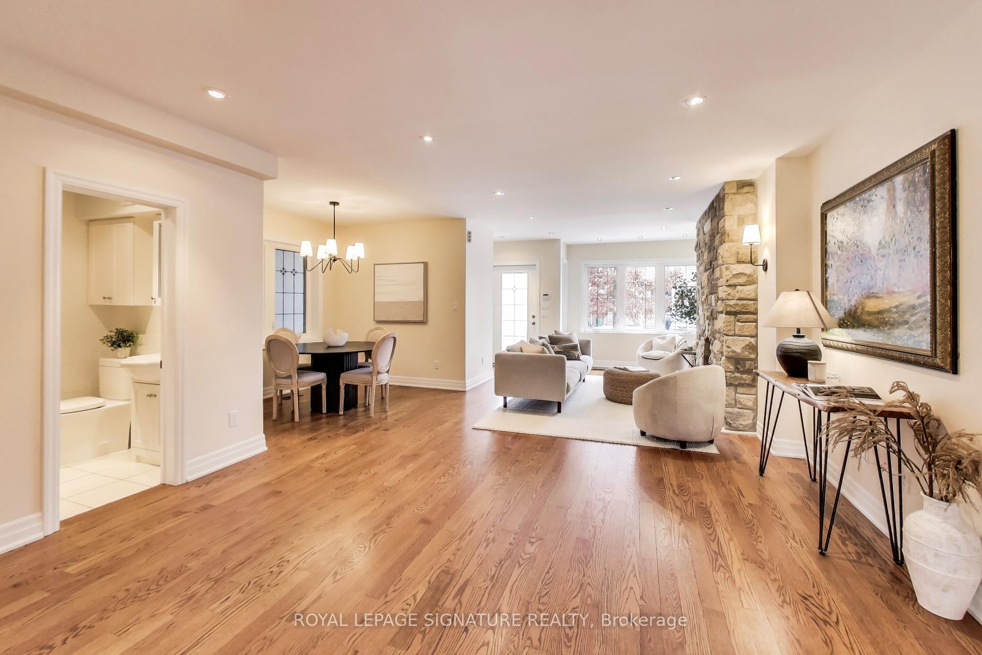 Photo 8 of 10 Davies Crescent, Toronto, East York — HOMEH