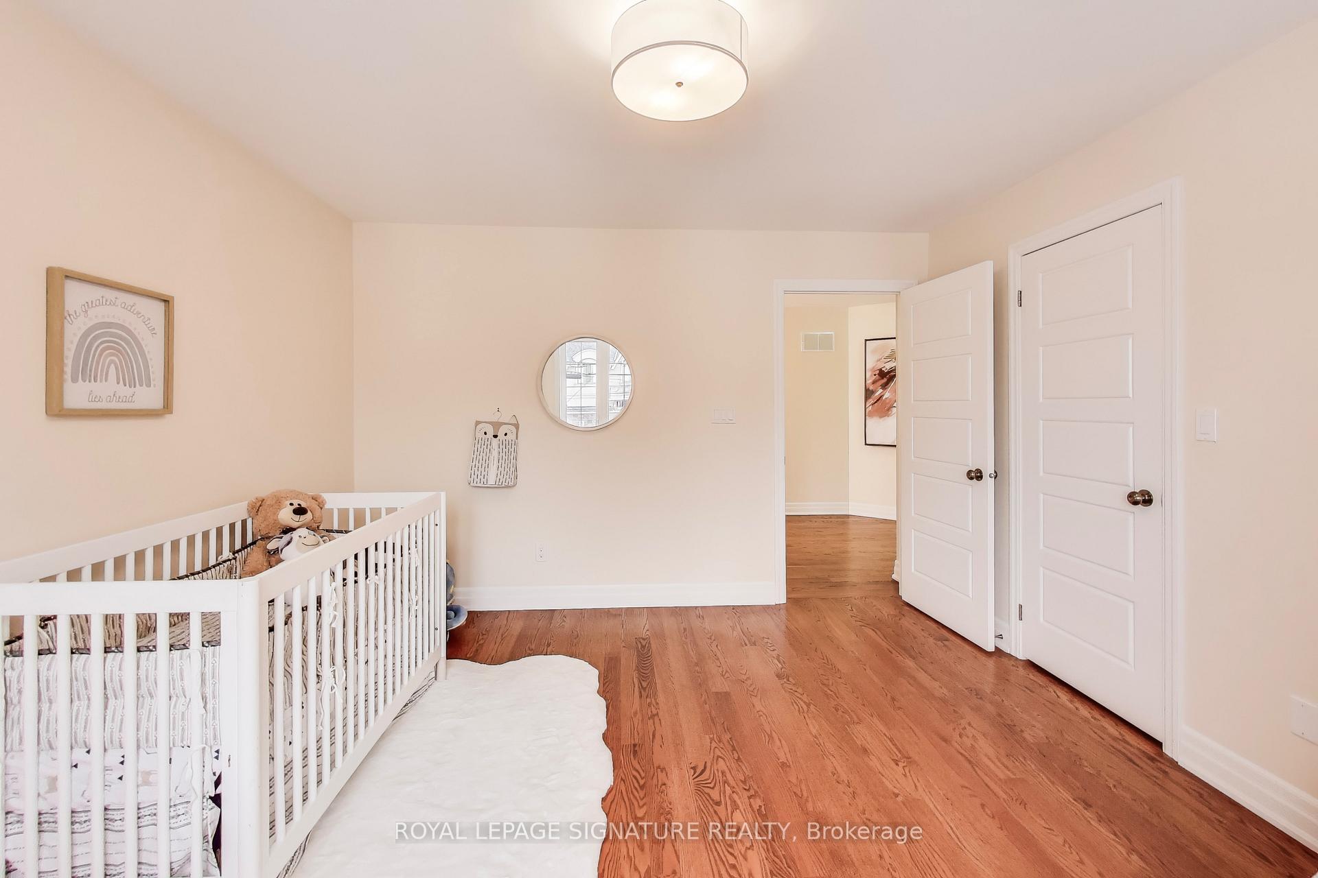 Photo 24 of 10 Davies Crescent, Toronto, East York — HOMEH