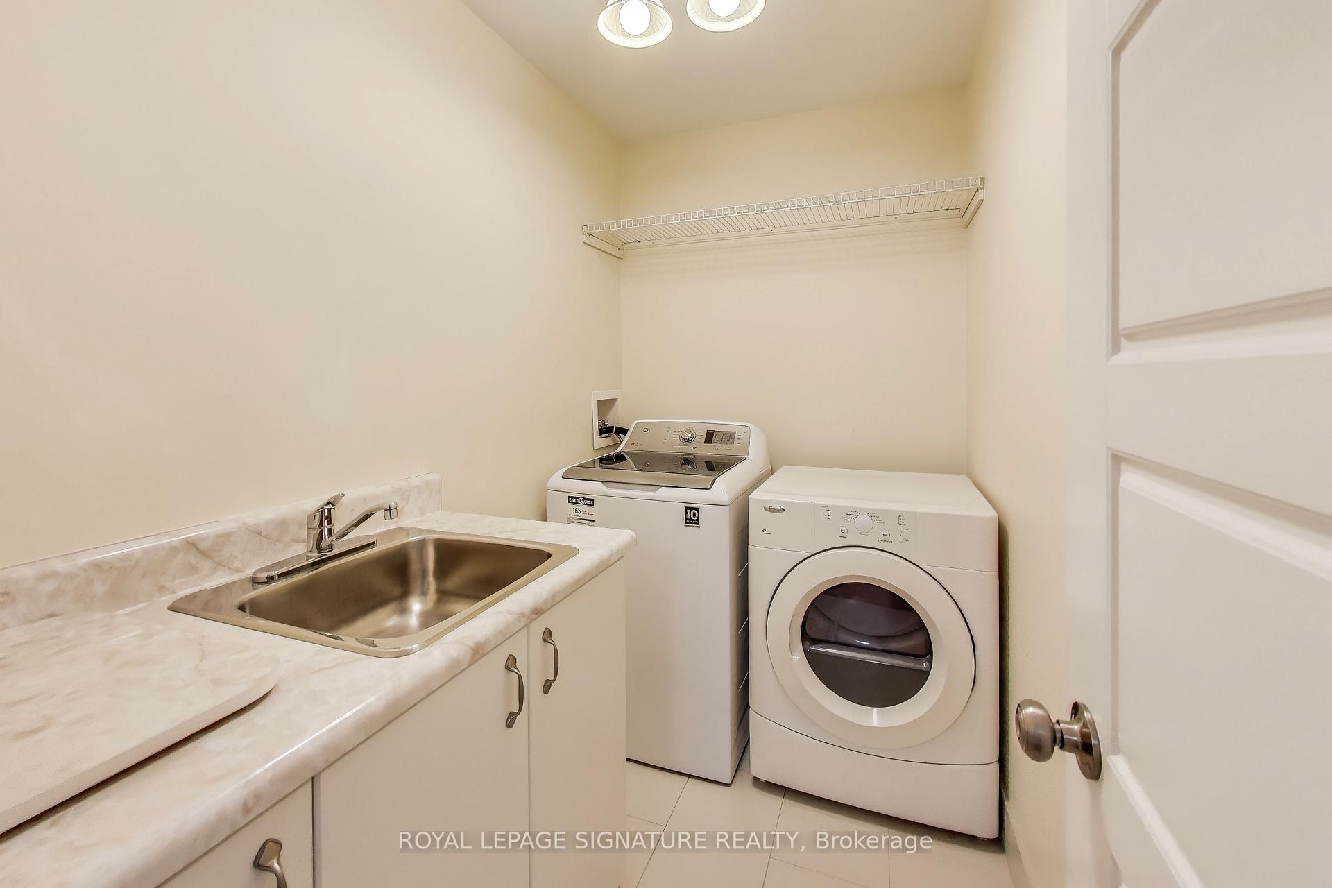 Photo 27 of 10 Davies Crescent, Toronto, East York — HOMEH