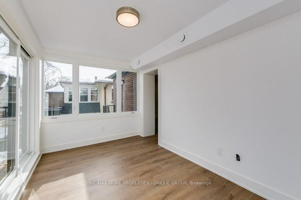 Photo 6 of Unit D, 471 Oriole Parkway, Toronto, Yonge-Eglinton — HOMEH