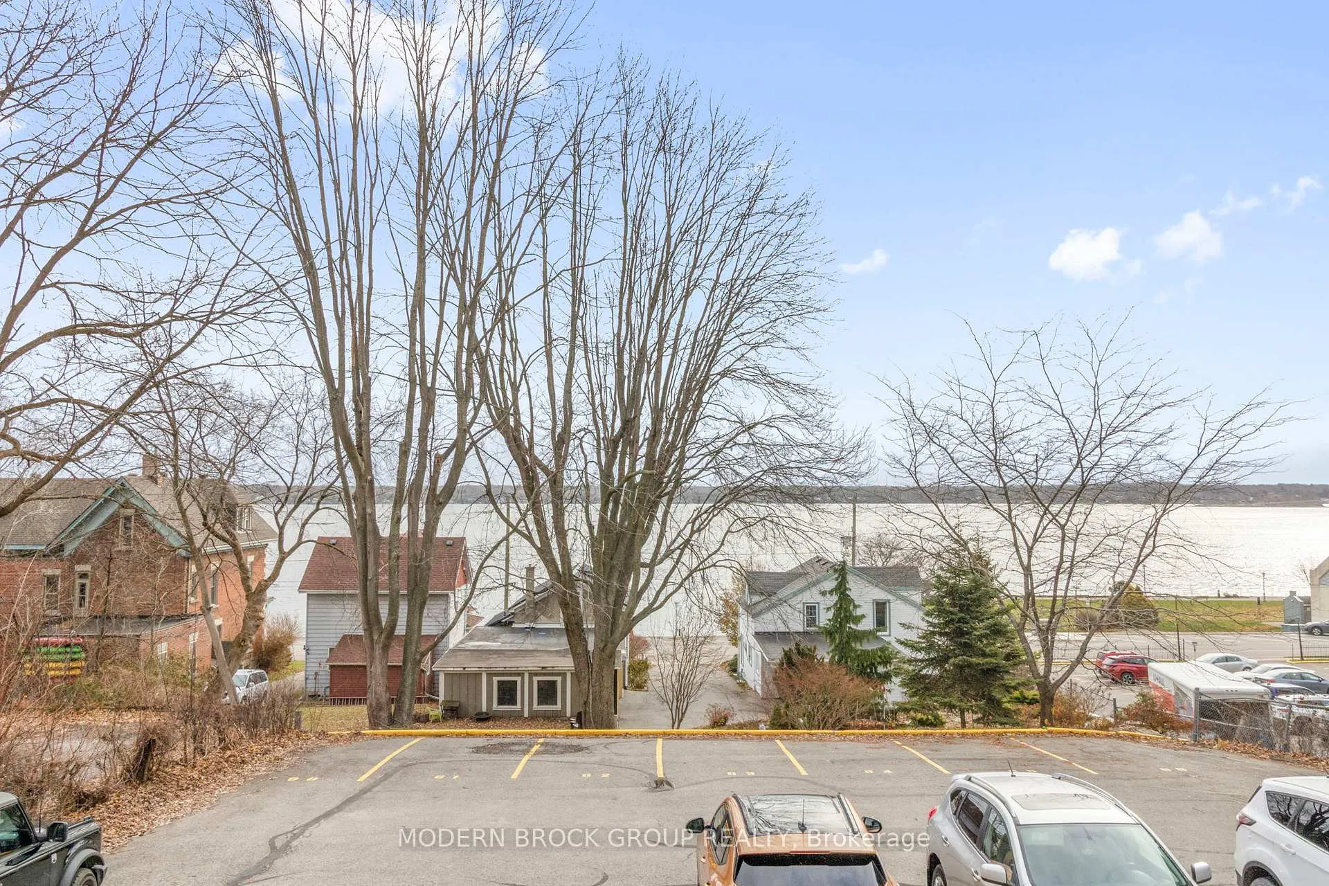 Photo 14 of 115 King Street E, Brockville — HOMEH