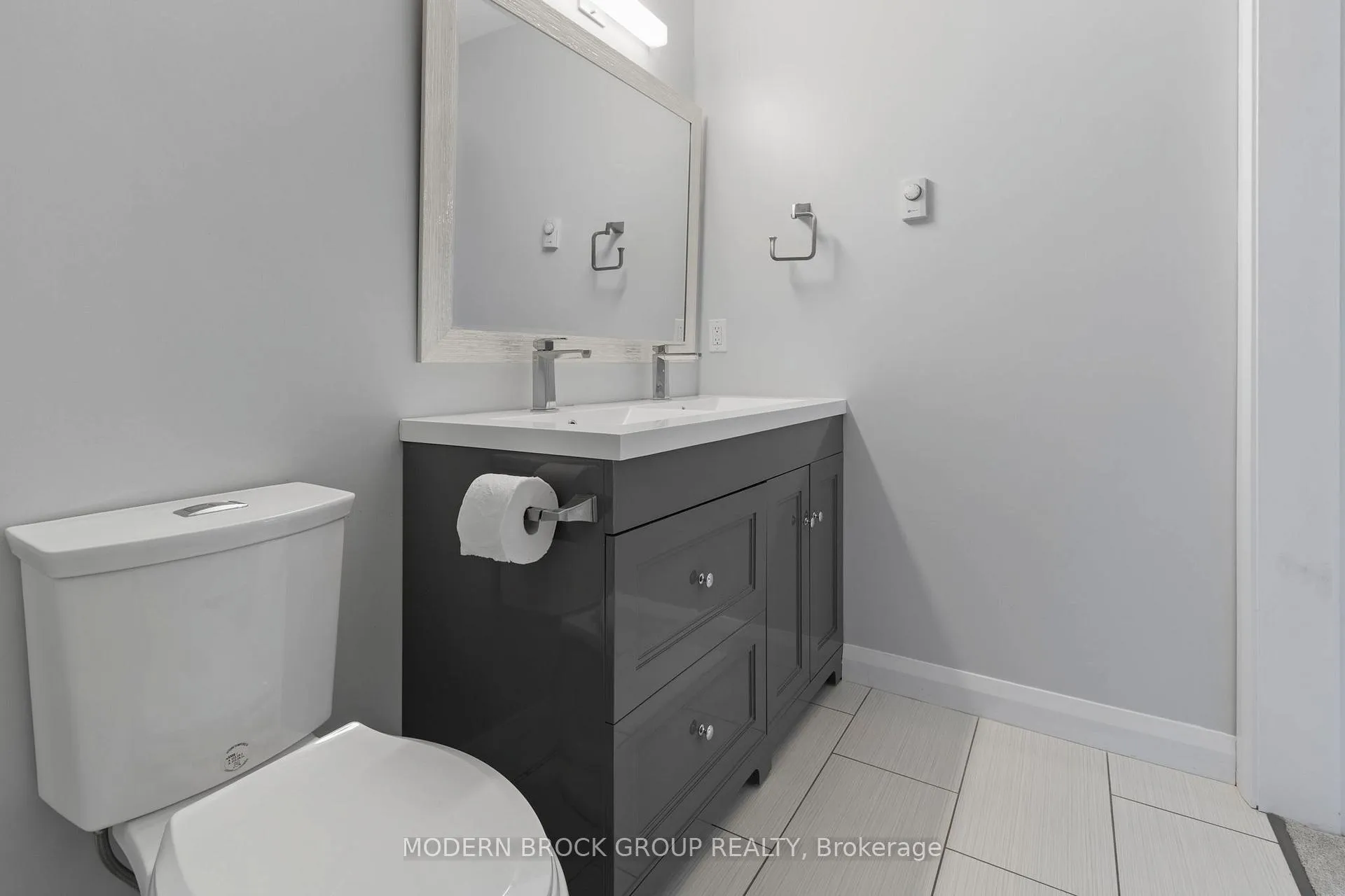 Photo 39 of 115 King Street E, Brockville — HOMEH