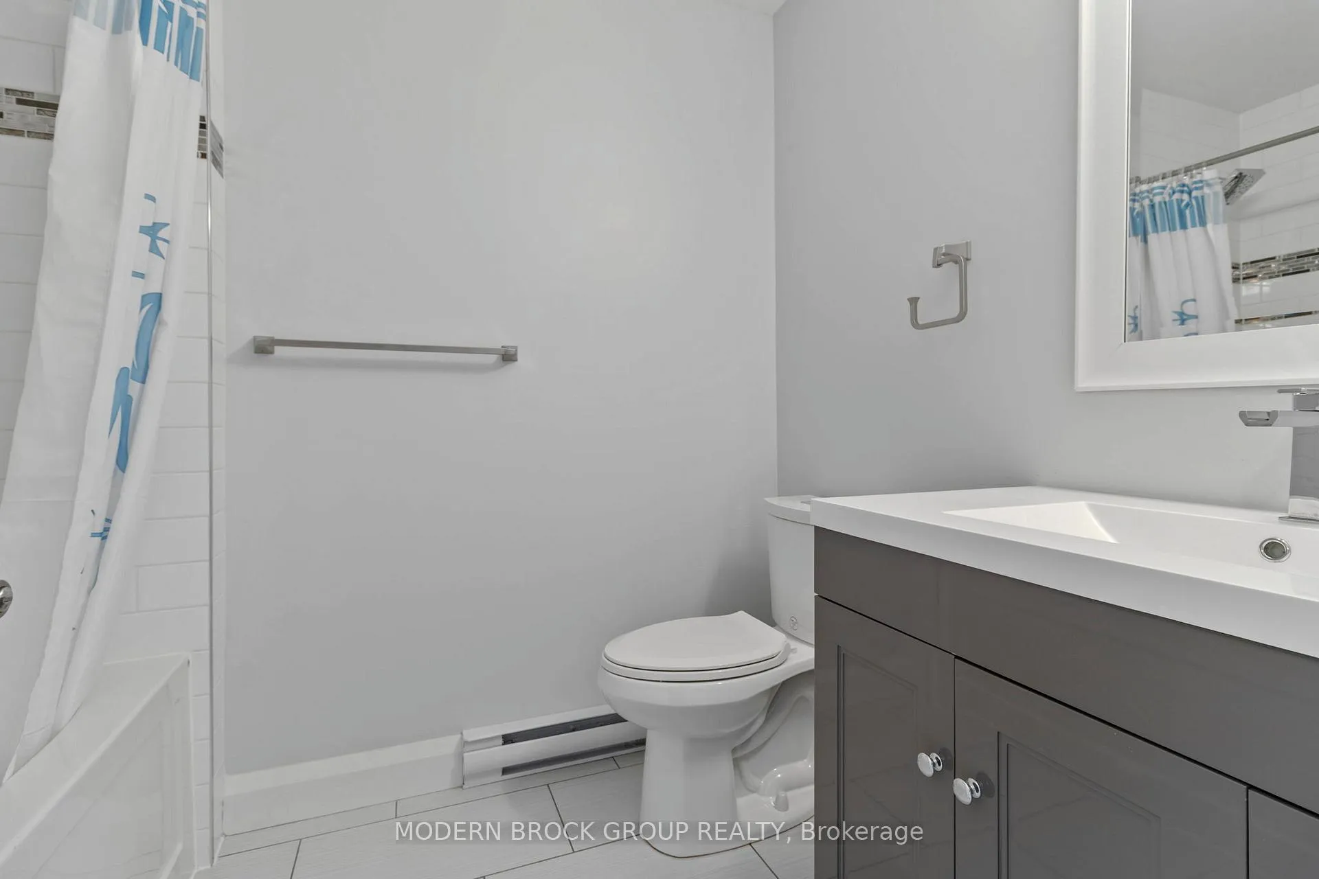 Photo 43 of 115 King Street E, Brockville — HOMEH