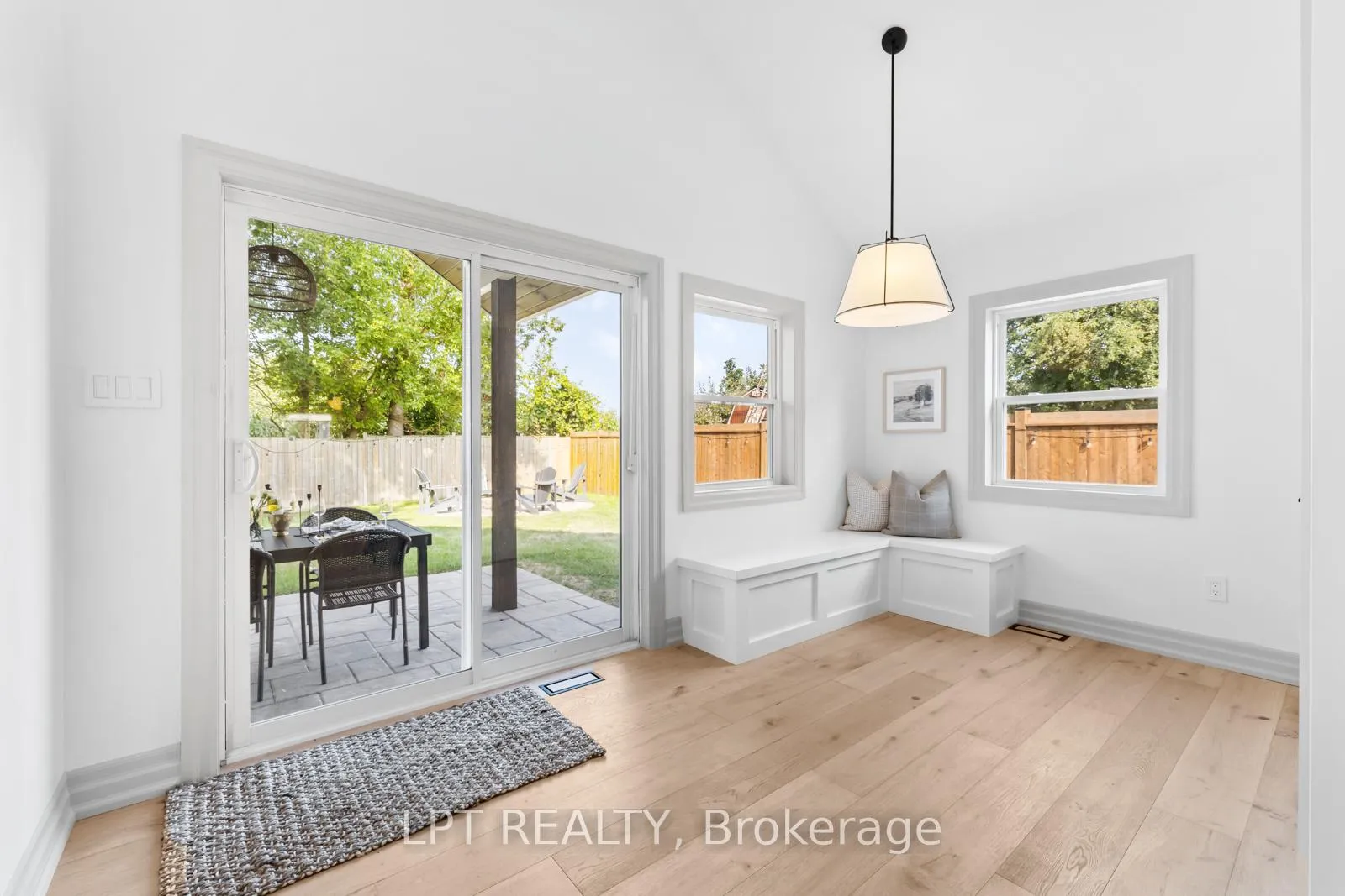 Photo 24 of 131 Maple Avenue, Georgina, Sutton & Jackson's Point — HOMEH