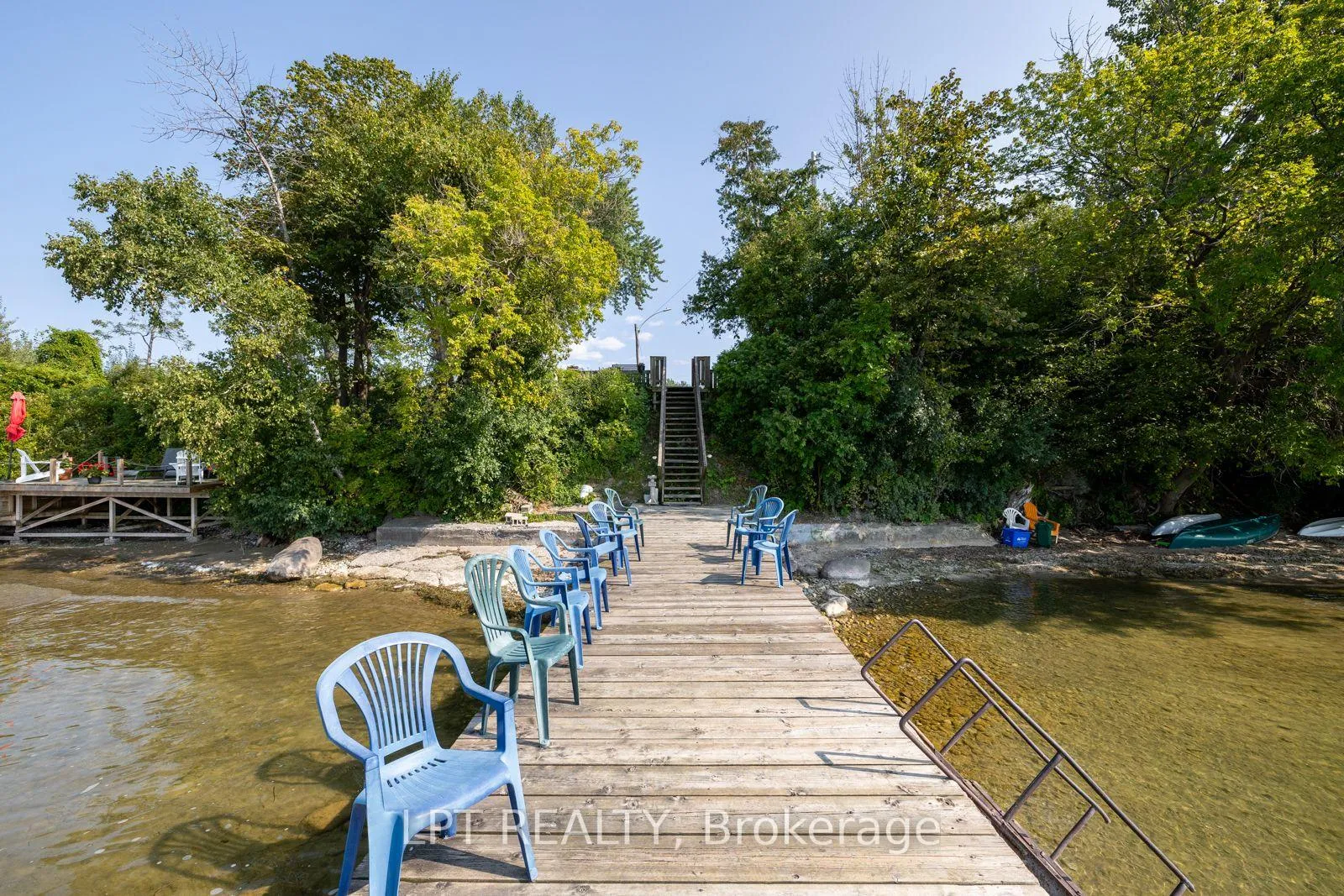 Photo 34 of 131 Maple Avenue, Georgina, Sutton & Jackson's Point — HOMEH