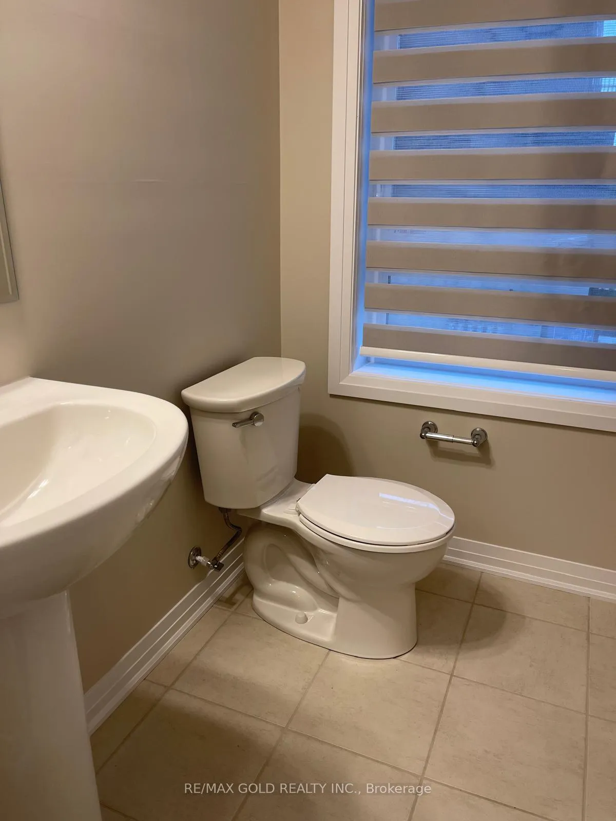 Photo 6 of Unit 1B, 155 Thomas Slee Drive, Kitchener — HOMEH