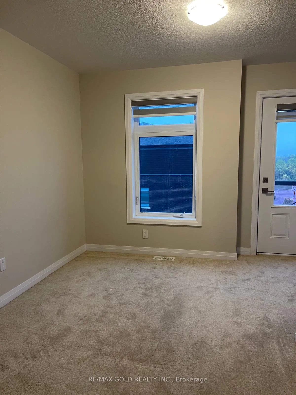 Photo 7 of Unit 1B, 155 Thomas Slee Drive, Kitchener — HOMEH