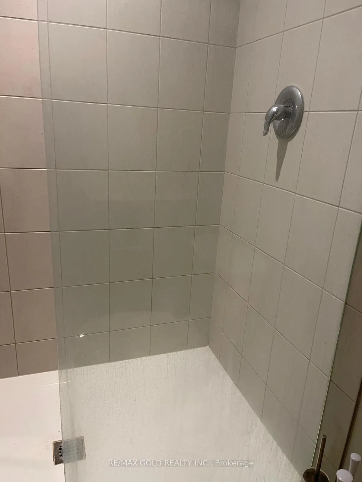 Photo 11 of Unit 1B, 155 Thomas Slee Drive, Kitchener — HOMEH