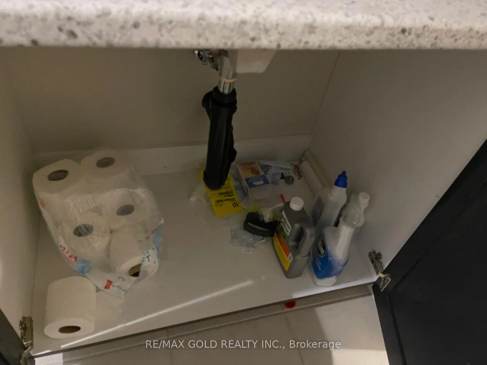 Photo 12 of Unit 1B, 155 Thomas Slee Drive, Kitchener — HOMEH