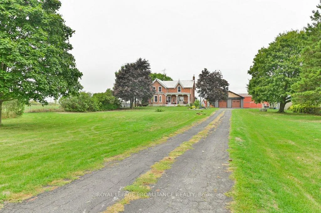 Photo 2 of 1423 Blessington Road, Belleville, Thurlow Ward — HOMEH