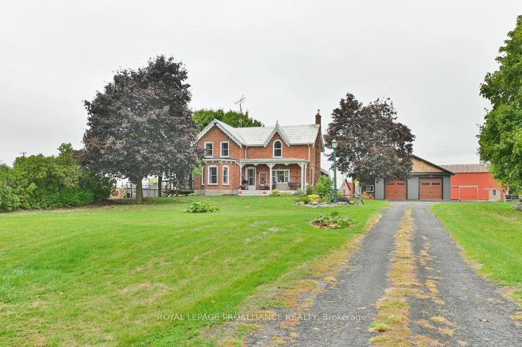 Photo 3 of 1423 Blessington Road, Belleville, Thurlow Ward — HOMEH