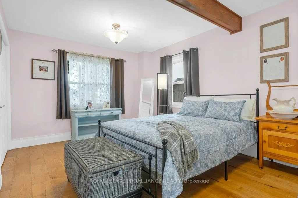Photo 10 of 1423 Blessington Road, Belleville, Thurlow Ward — HOMEH