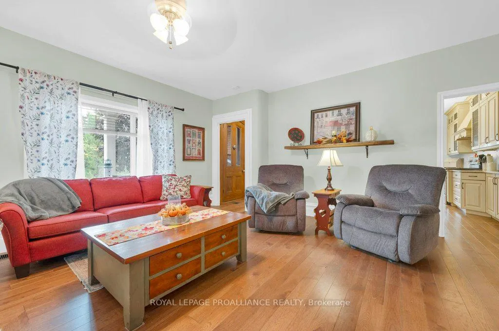 Photo 14 of 1423 Blessington Road, Belleville, Thurlow Ward — HOMEH